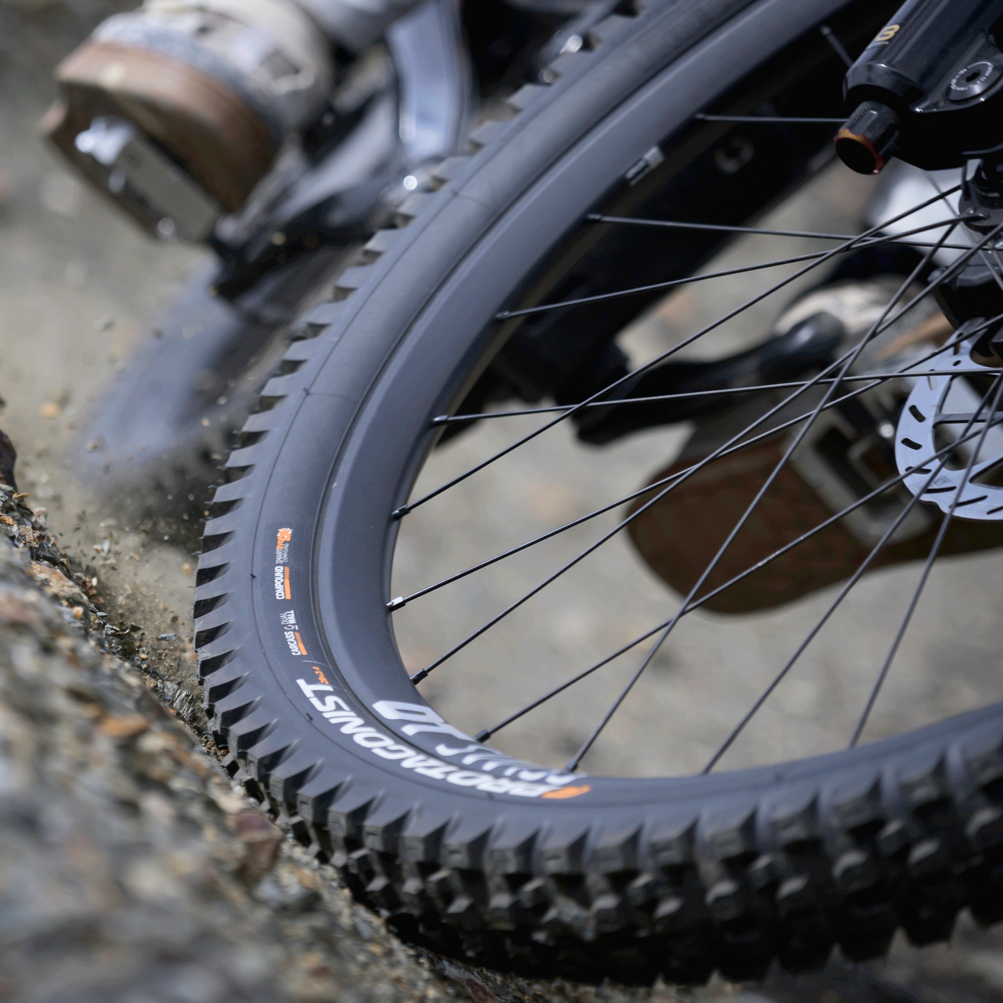 Protagonist - Gravity Tire